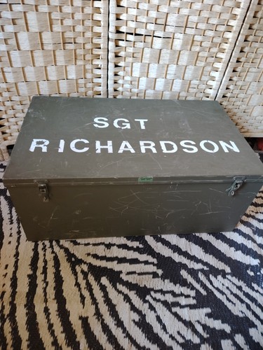 Green metal army - storage, box
