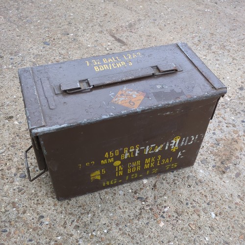 British army metal ammunition - army,